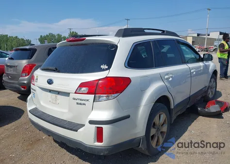 2010 Subaru Outback 3.6R Limited from USA, damaged, VIN 4S4BRDKC6A2366849